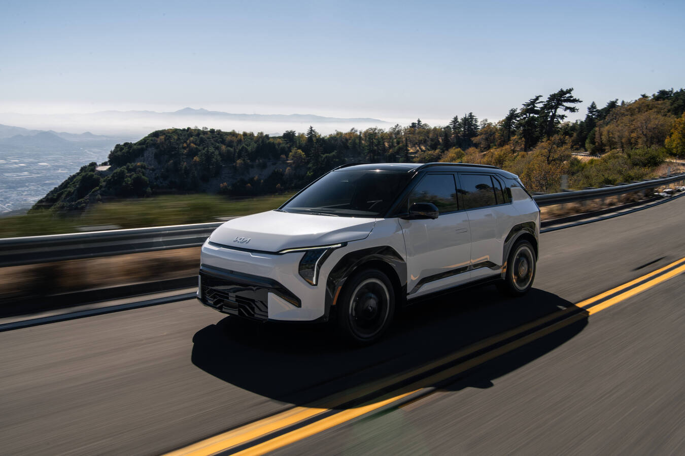 KIA AMERICA PLUGS INTO DEMO DAYS LOS ANGELES JUNE 27-28 AUTOJUNCTION