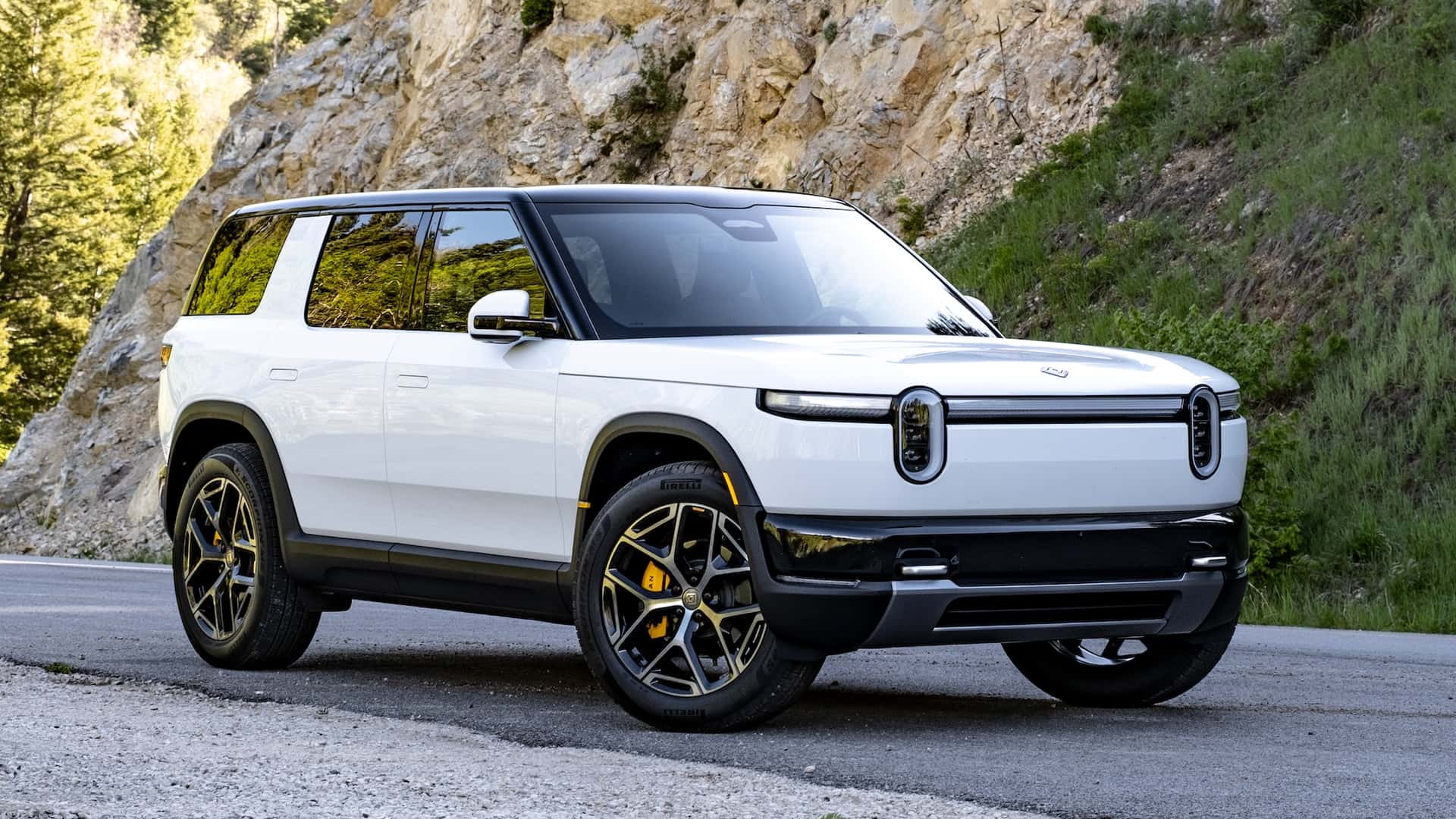 How Uber’s Rivian R2 Deal Could Reshape Robotaxis AUTOJUNCTION