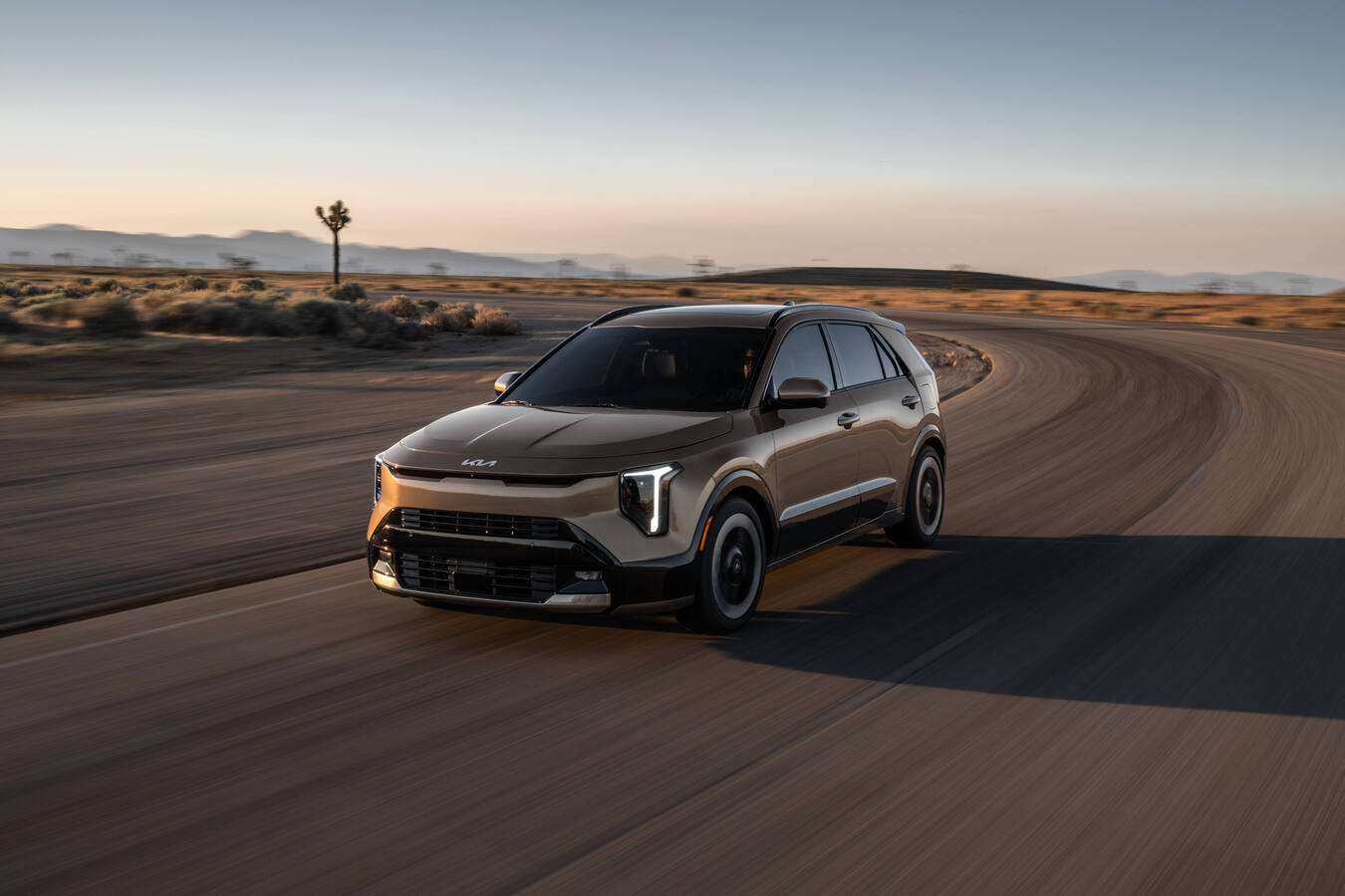 UPCOMING 2027 KIA NIRO SHARPENS ITS HYBRID CROSSOVER FORMULA WITH REFRESHED STYLING AND EXPANDED TECHNOLOGY AUTOJUNCTION