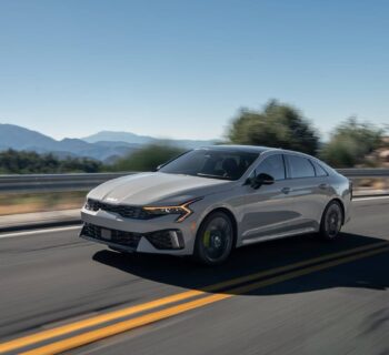 KIA ANNOUNCES PRICING FOR 2027 K5 AUTOJUNCTION