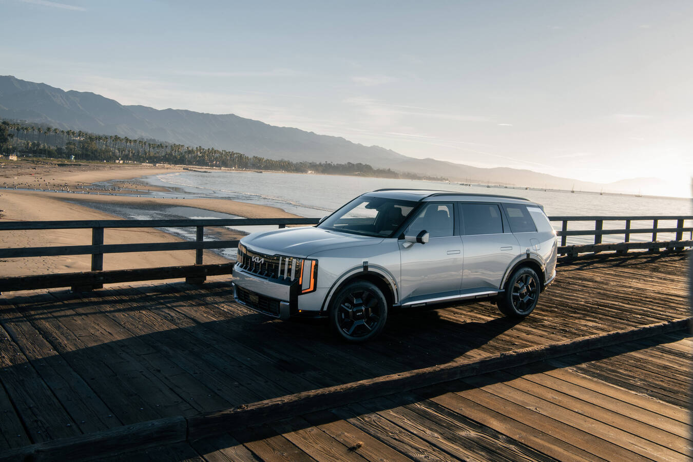 KIA WINS TWO AWARDS AT NORTHWEST AUTOMOTIVE PRESS ASSOCIATION (NWAPA) DRIVE REVOLUTION AUTOJUNCTION