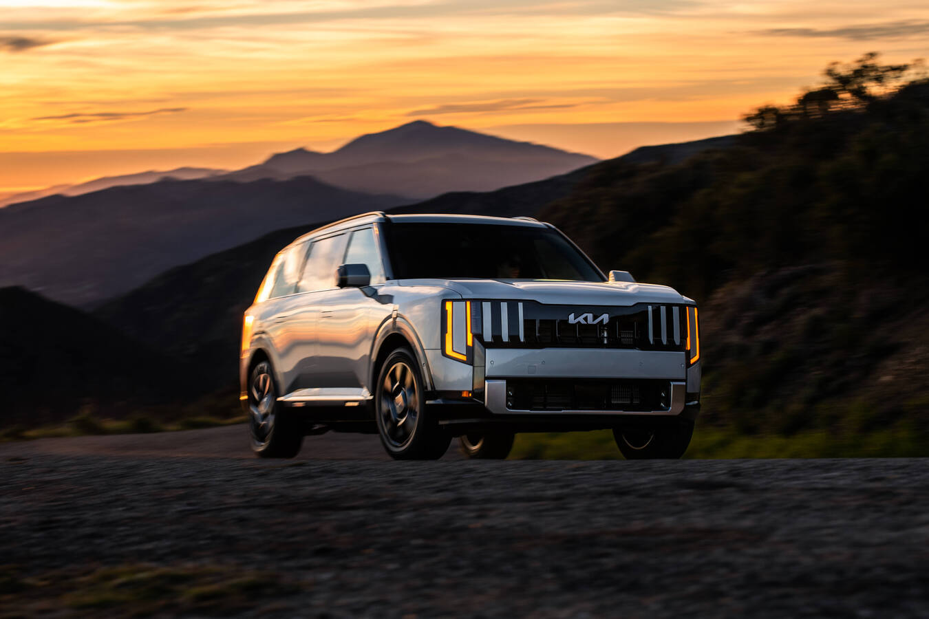 KIA AMERICA POSTS BEST SEPTEMBER AND BEST QUARTERLY SALES TOTALS IN COMPANY HISTORY AUTOJUNCTION